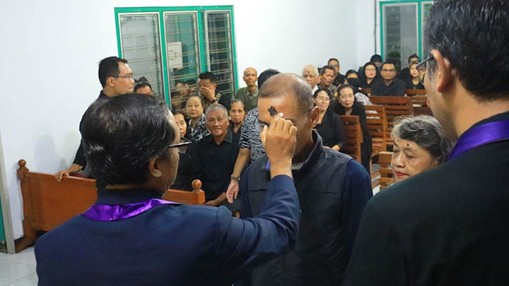 galeri, Ibadah Rabu Abu GKJ Daleman, gereja kristen jawa, gkj, gkj baki, gereja kristen jawa baki, baki, sukoharjo, gkj klasis sukoharjo, klasis sukoharjo, klasis, sinode gkj, sinode 